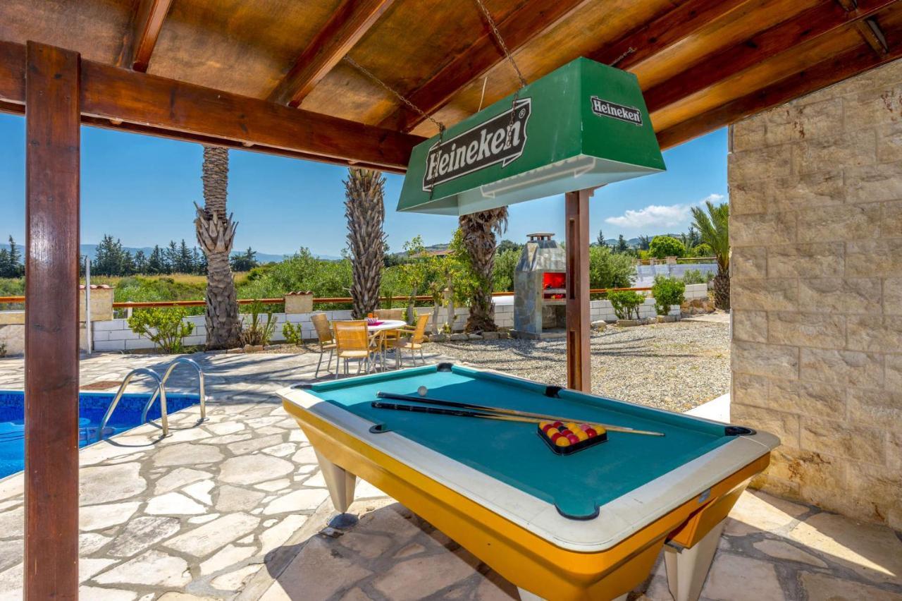 Theos Club Villas Polis Exterior foto
