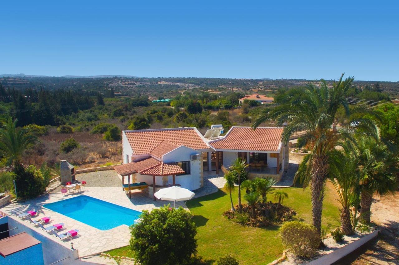 Theos Club Villas Polis Exterior foto